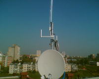 Jak prowadzić kable RG213 i Sat w instalacji antenowej na dachu?