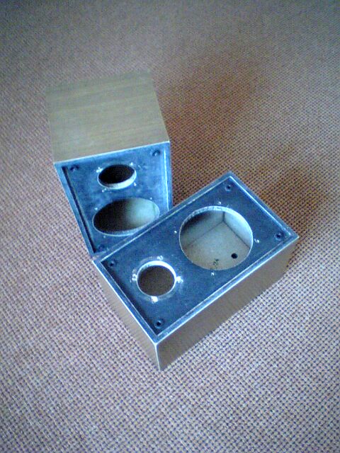 Monitorki, co wsadzić w gotową obudowę?