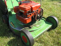 Jak poprawić działanie gaźnika w kosiarce Briggs & Stratton?