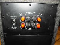 jak podłaczyc subofer od kina domowego pod wzmacniacz Akai am 37 ?