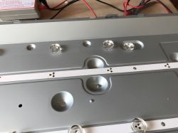 Telewizor ze śmieci, tester LED, naprawa podświetlenia LED przy zerowym budżecie