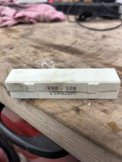 Pomoc w zdobyciu(namierzeniu) rezystora.