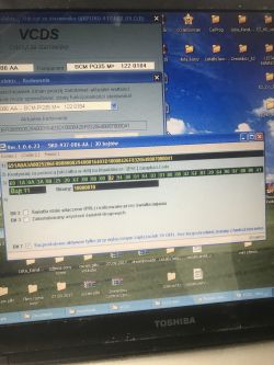 VW Caddy IV - Jak aktywować postojowe i LEDy po montażu bi-xenon?