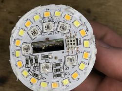 [W600 / AJ-05] Bakibo TB95 9W 1000lm RGBCWW Light