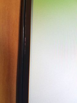 Dlaczego na ekranie nowego monitora Acer Predator pojawiły się kreski i kropki?