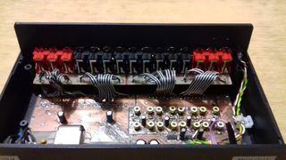 Kontroler perkusji elektronicznej z wyjściem MIDI