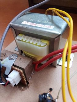 Transformator sieciowy - nie działa zasilanie w odbiorniku radiowym
