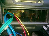 Opel Corsa B 1996 1.4 - Gaśnie po podłączeniu radia, kręci ale nie odpala