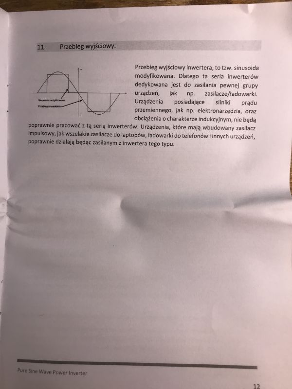 Strona instrukcji z rysunkiem przebiegu wyjściowego inwertera.