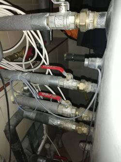 What is the reason for poor hot water pressure in all taps?