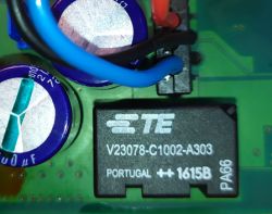 Błąd DF043 w module hamulca elektrycznego Renault: przyczyny, diagnostyka i wybrane rozwiązania