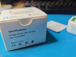 WiFi Switch Cozylife DS-1321AL Specifications Technical specifications of a WiFi switch on a white box.