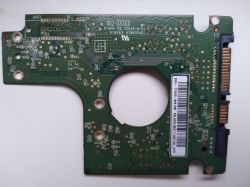 Płytka PCB dysku twardego WD 2,5 cala z widocznymi ścieżkami i złączem.