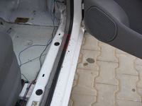 Skoda Felicia 98r. - Woda na uszczelce drzwi od strony pasażera, przód, jak usu Skoda Felicia 98r. - Woda na uszczelce drzwi od strony pasażera, przód, jak usu