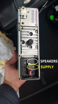 Identifying Quadlock Diagram for Bosh Radio in Renault Megane 3: Seeking Pinout Descriptions