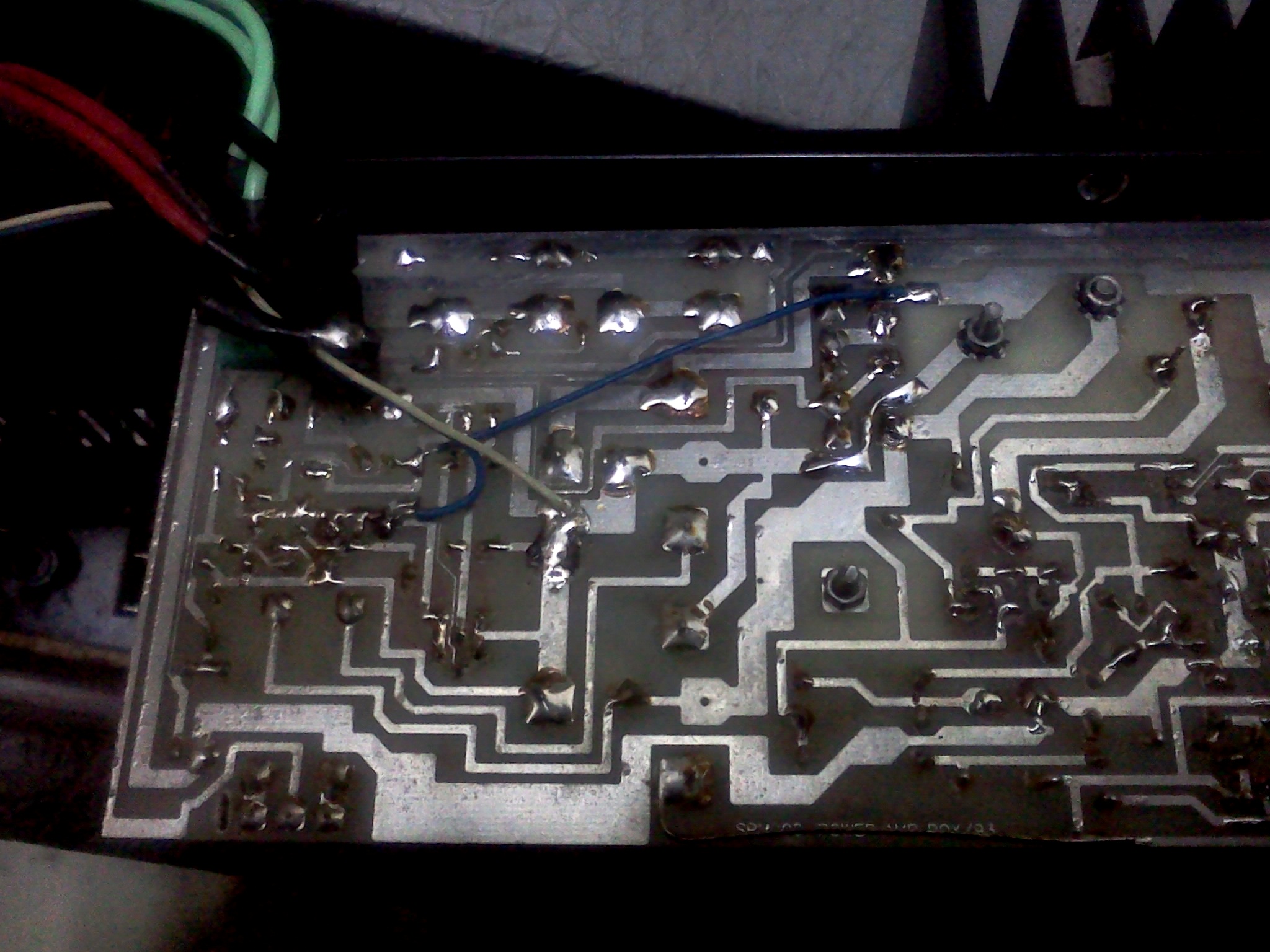 BOX SPM 200 kompletnie spalony potrzebuje schemat(01/93)