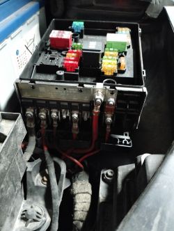 VW Tiguan mk1 - Brak napięcia zapalniczki i tylnej wycieraczki