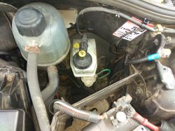 Renault Clio II ph 2 - The steering wheel turns hard and does not straighten