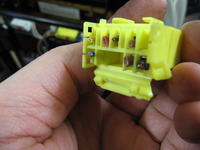 Jak zasilić i uruchomić funkcje fotela samochodowego w domu?