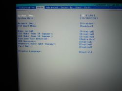 Ekran BIOS Acer z zakładką główną (Main) z różnymi opcjami systemowymi.
