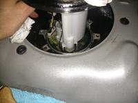 Honda Accord VII 2006 - Mało benzyny, a wkazówka paliwa pokazuje pełen bak