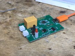 [ESP8285] SE831L intelligent garage door controller - interior, analysis