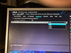 Zdjęcie ekranu BIOS z zakładką konfiguracji PCIe prędkości.