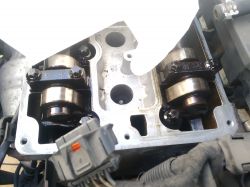 Vectra C 1.8 z18xe - Szarpanie na wolnych obrotach - przestawiony rozrząd?