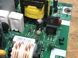 Tuner sat DSB-H370G, wnętrze, darmowe moduły przetwornic ze środka Tuner sat DSB-H370G, wnętrze, darmowe moduły przetwornic ze środka