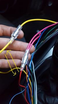 Jak podłączyć radio Alpine CDE-178BT w Skodzie? Wysyp kabli po wyjęciu fabrycznego