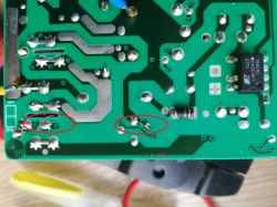 Electrolux EWF 10470W Nie działa blokada drzwi, brak napięcia