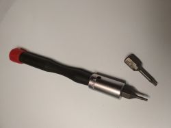 Prosty miniwkrętak na bity, DIY Prosty miniwkrętak na bity, DIY