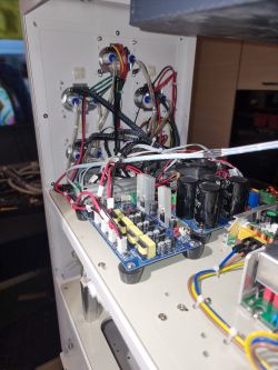 Potrzebny schemat do telewizora Samsung UE49MU6472U - poszukiwania i pomoc