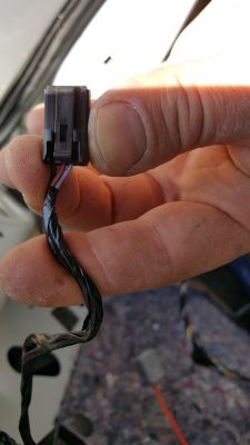 Ford Kuga 2 - montaż wiązki dedykowanej haka-gdzie podłączyć CAN Ford Kuga 2 - montaż wiązki dedykowanej haka-gdzie podłączyć CAN
