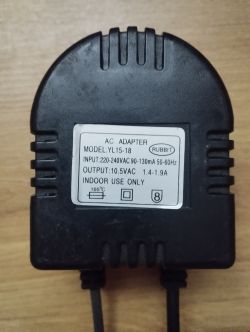 Zasilacz AC Rubbit YL15-18, wejście 220–240V, wyjście 10,5V AC 1,4–1,9A