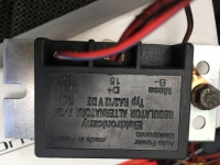 Jeep grand cheeroke - podłączenie regulatora napięcia