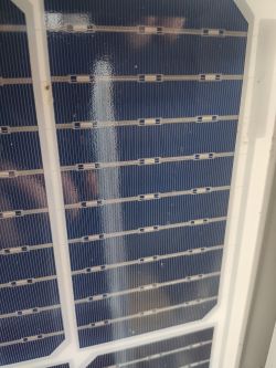 Odcinanie pół sekcji w panelach 445W bifacial Astroenergy: z 32V na 40V, czy to możliwe?