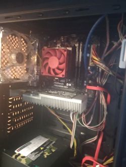 Brak połączenia z monitorem: ASROCK FM2A68M-HD+, HyperX 2x8 GB DDR3, GT1030 2GB, SSD Crucial 500GB