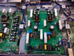 NEC 57" MultiSync LCD5710 - wyłącza się po 30 minutach