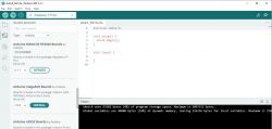 Okno Arduino IDE z otwartym projektem i kodem.