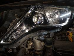 Podłączenie reflektorów LED w Toyocie Land Cruiser 150 - przeróbka na wersję Prado