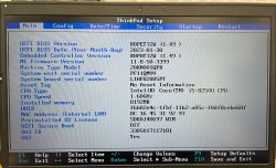 Ekran BIOS komputera ThinkPad z wyświetlonymi informacjami o systemie, w tym wersją BIOS, typem procesora i zainstalowaną pamięcią.