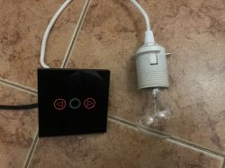Smart włącznik światła ściemniacz QTouch WiFi [Schemat, protokół UART]