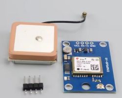 GPS module with ceramic antenna and 4-pin female connector
