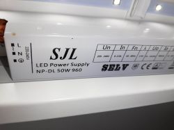 Problem z wymianą zasilacza LED w plafonie - migający plafon, brak identycznych parametrów
