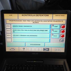 Diagnostic Screen with Errors in Renault Trafic Car diagnostic screen displaying error codes DF061, DF070, and DF074.