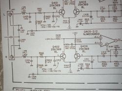 Schemat elektroniczny wzmacniacza z oznaczeniami R401 i R402.