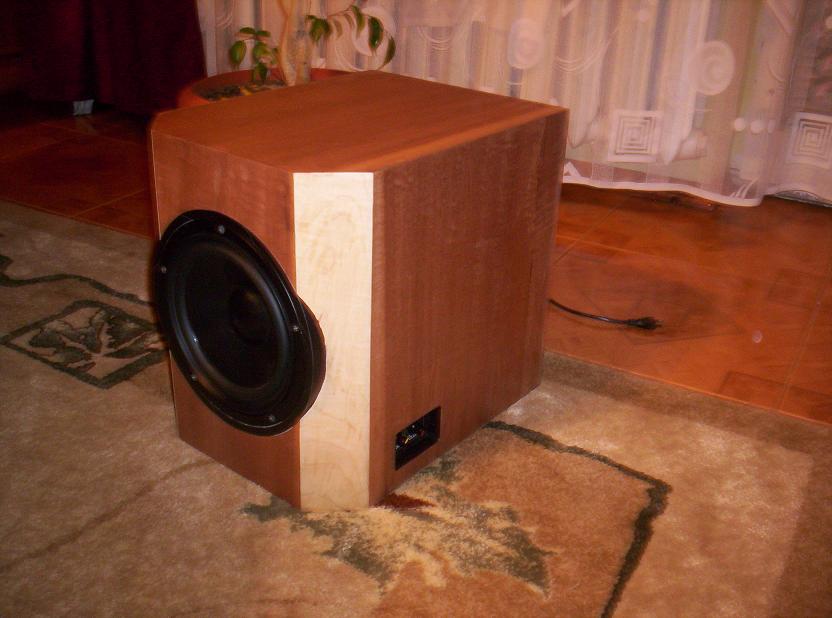 Subwoofer aktywny na Visaton 200 SC Subwoofer aktywny na Visaton 200 SC