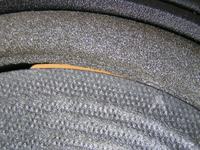 Rozerwany resor górny w JBL