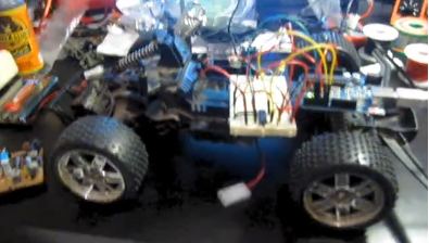Creeper Bot - zdalnie sterowany robot z kamerą Creeper Bot - zdalnie sterowany robot z kamerą